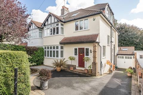 17 Bell Barn Road, Bristol, BS9 2DA