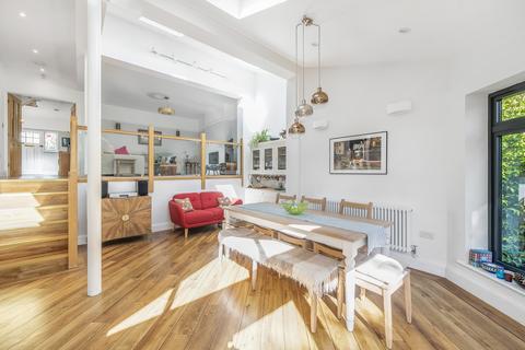 17 Bell Barn Road, Bristol, BS9 2DA