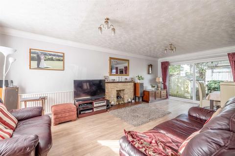 4 bedroom house for sale, Wolf Lane, Windsor