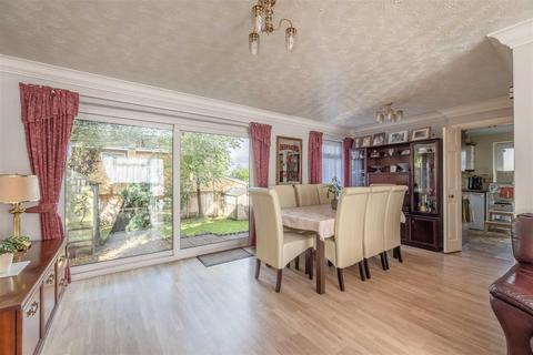 4 bedroom house for sale, Wolf Lane, Windsor