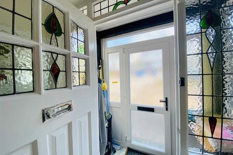 21 Upcroft Avenue, Edgware, HA8 9RA