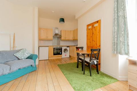 1 bedroom flat for sale, Smithfield Street, Gorgie, Edinburgh EH11