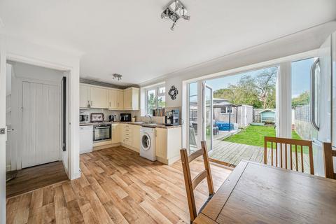 3 bedroom end of terrace house for sale, Fairfield Avenue, Hampshire PO14