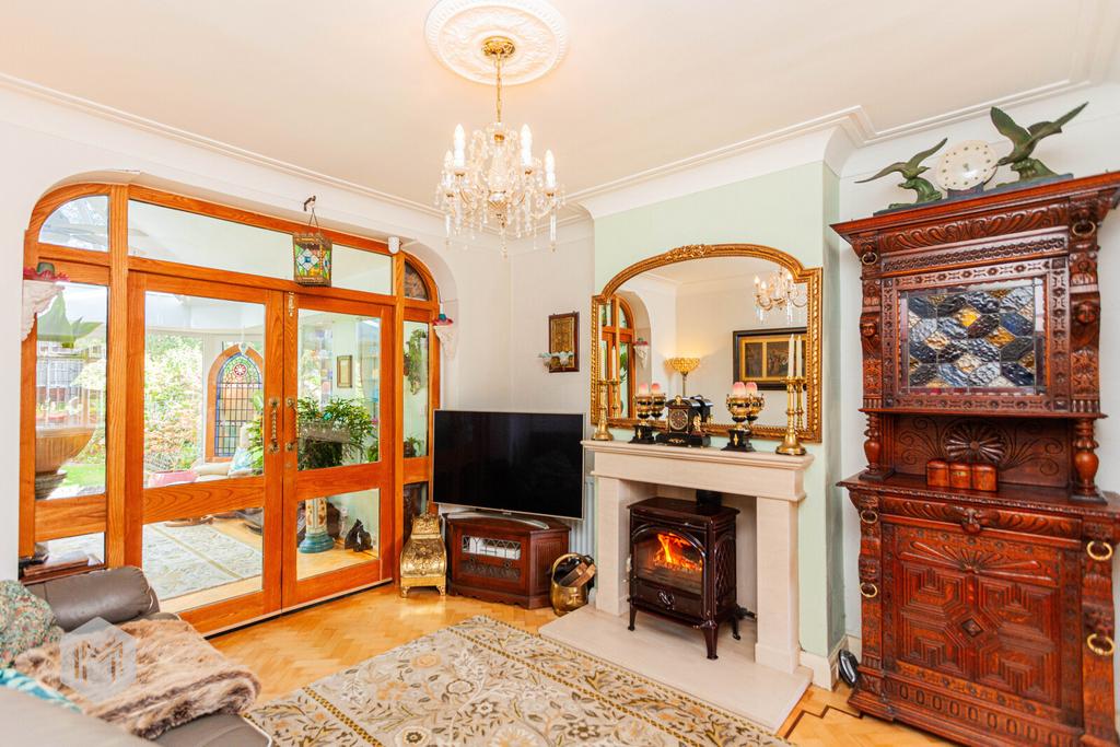 Crompton Way, Tonge Moor, Bolton, BL2... 3 bed semidetached house for