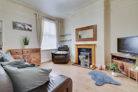 undefined, St. Ives Mount, Leeds, West Yorkshire, LS12