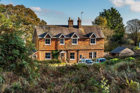 5 bedroom detached house for sale, Heath Lane, Albury, Guildford, Surrey, GU5