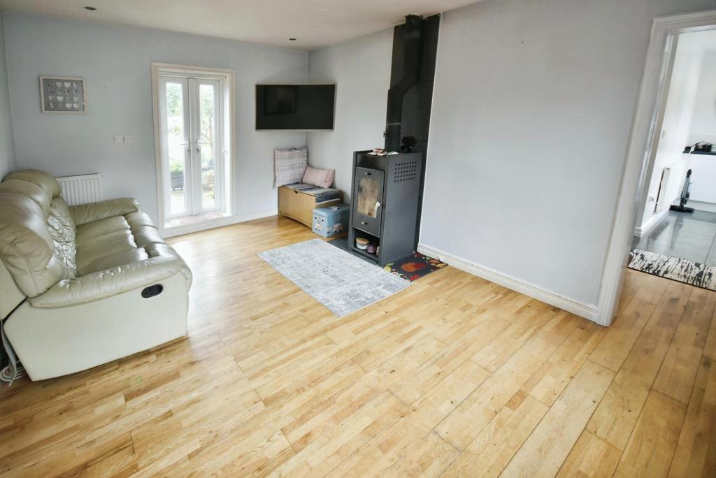 Vyrnwy Way, Wrexham, LL13 2 bed terraced house for sale £130,000
