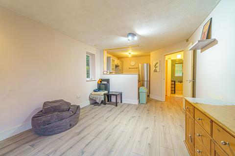 51 Cory Place, Cardiff, CF11 7QB