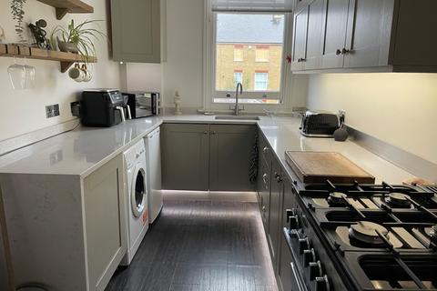 1 bedroom flat for sale, Dover Road, Walmer, CT14