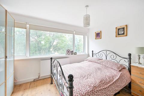 30 Sonia Gardens, Hounslow, TW5 0LZ