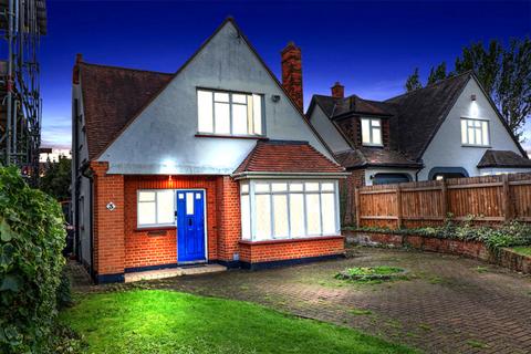 3 bedroom detached house for sale, Elizabeth Avenue, Rayleigh, SS6