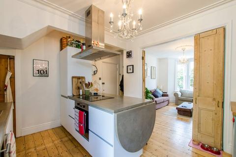 1 bedroom flat for sale, Ducie Street, Brixton, London, SW4