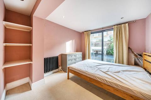 1 bedroom flat for sale, Ducie Street, Brixton, London, SW4