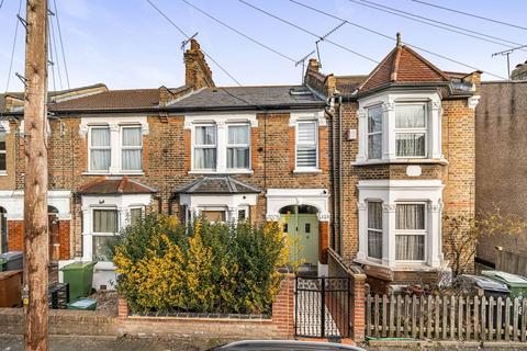 3 bedroom flat to rent, Spruce Hills Road, Walthamstow, London, E17