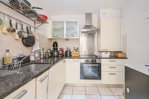 2 bedroom flat to rent, New Atlas Wharf, Canary Wharf, London, E14