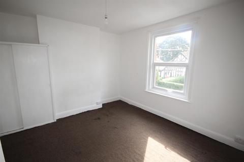 38 Breinton Road, Hereford, HR4 0JX