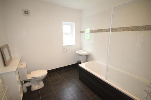 38 Breinton Road, Hereford, HR4 0JX
