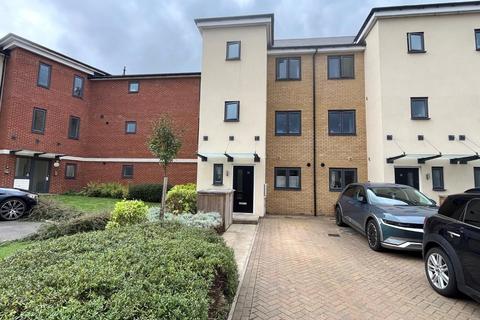 20 Hindmarsh Crescent, Northfleet, Gravesend, DA11 8FD