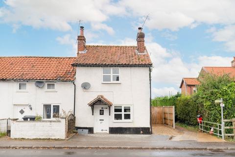 2 bedroom end of terrace house for sale, Market Street, Shipdham