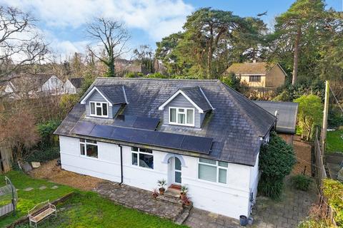 4 bedroom detached house for sale, Lower Buckland Road, Lymington, SO41