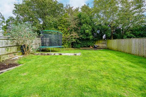 4 bedroom detached house for sale, Ledsham Park, St. Leonards-On-Sea