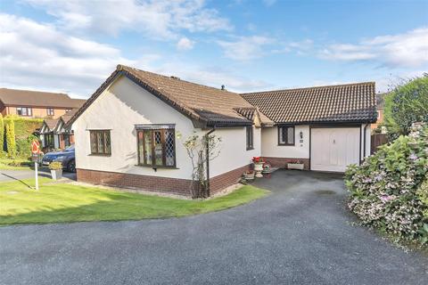 3 bedroom detached bungalow for sale, Croxon Rise, Oswestry