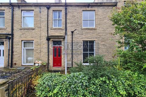 3 bedroom terraced house to rent, Birkby Hall Road, Huddersfield, West Yorkshire