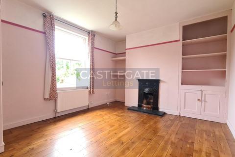 3 bedroom terraced house to rent, Birkby Hall Road, Huddersfield, West Yorkshire