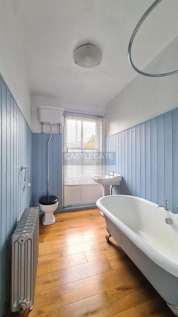 57 Birkby Hall Road, Huddersfield, HD2 2 TL (21)