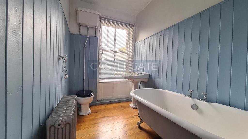 57 Birkby Hall Road, Huddersfield, HD2 2 TL (22)