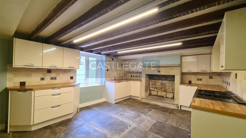 57 Birkby Hall Road, Huddersfield, HD2 2 TL (10)
