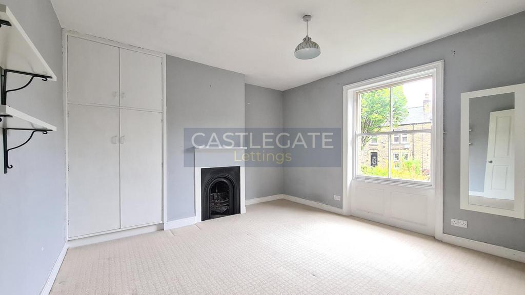 57 Birkby Hall Road, Huddersfield, HD2 2 TL (19)