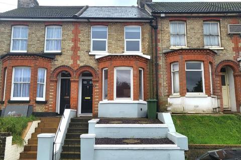 3 bedroom house to rent, River Street,  River