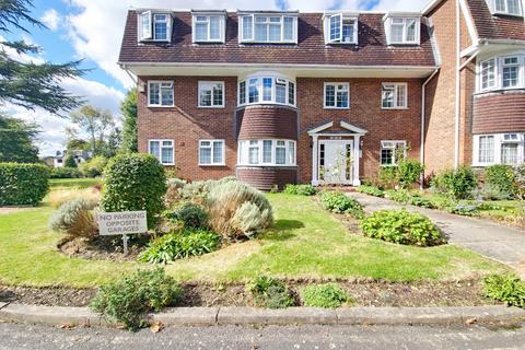 1 bedroom apartment to rent, Buckingham Close, Hornchurch, Essex, RM11