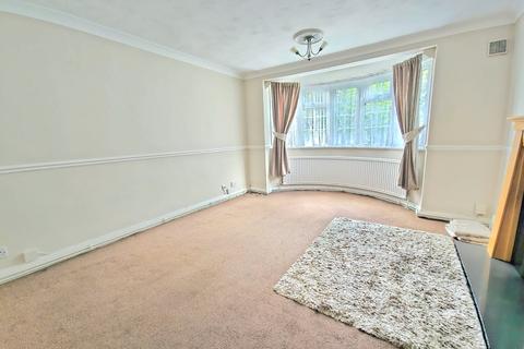 1 bedroom apartment to rent, Buckingham Close, Hornchurch, Essex, RM11