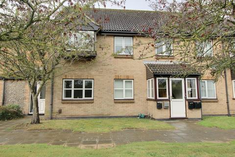 2 bedroom ground floor flat to rent, THE PADDOCKS, OLD CATTON