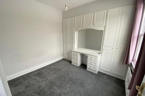 2 bedroom apartment to rent, Stamford Park Road, Altrincham