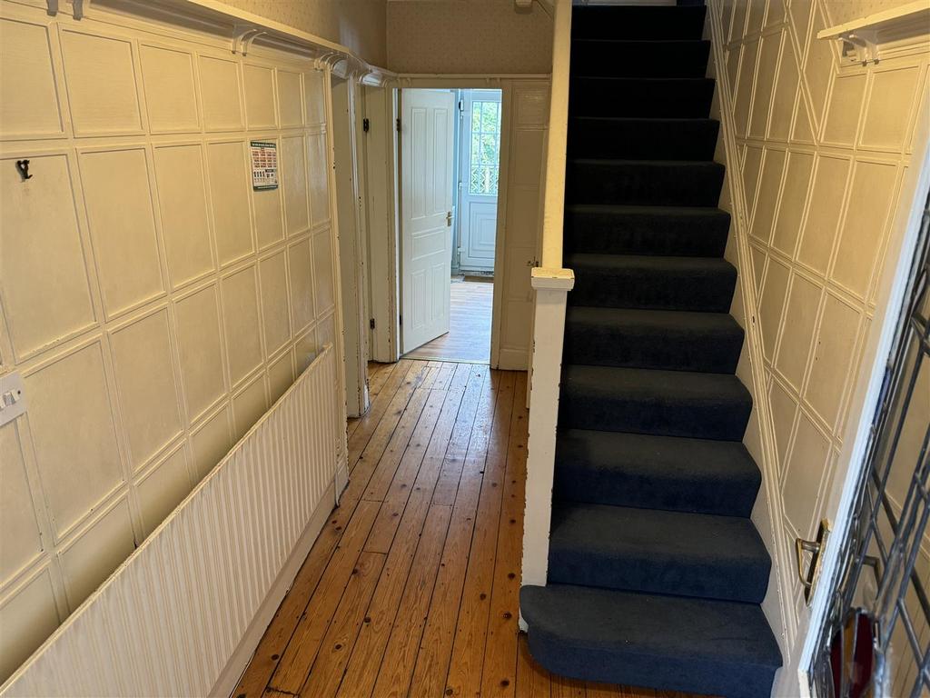 Ryegate Road, Crosspool, Sheffield 4 bed semidetached house to rent