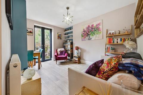 1 bedroom flat for sale, Springdale Road, London, N16