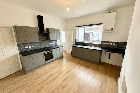 2 bedroom terraced house to rent, Brunton Street, Darlington DL1