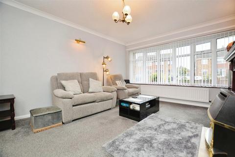 3 bedroom semi-detached house for sale, Ogilvy Drive, Scunthorpe