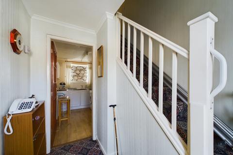 166 Stonegarth, Carlisle, CA2 6PE
