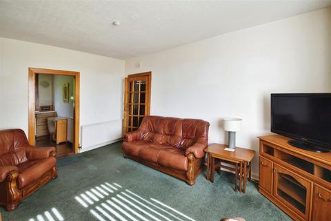 2 bedroom flat for sale, Hawthorn Street, Clydebank G81