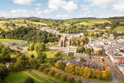 Braeside, 6 Boundaries, Jedburgh, TD8 6EX