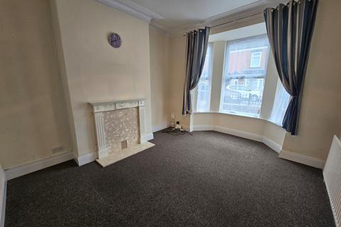 3 bedroom terraced house to rent, Alliance Avenue, Hull, North Humberside, HU3