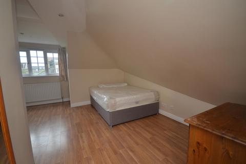 Studio to rent, Glennie Road, West Norwood, London, SE27