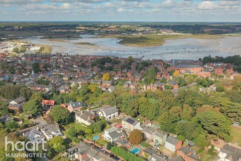 4 bedroom detached house for sale, The Park, Mistley, Manningtree, Essex