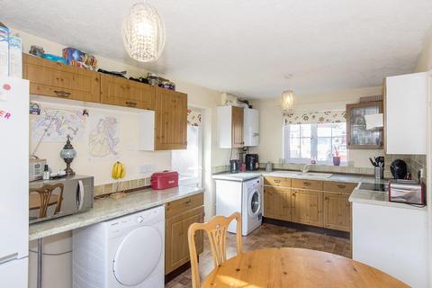 3 bedroom detached house for sale, Long Grey, Fleckney