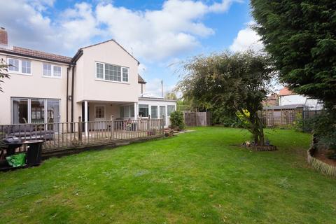 3 bedroom detached house for sale, High Street, Barmby-On-The-Marsh, Goole