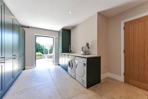 2 Abercorn Walk, Eastergate, Chichester, PO20 3XE